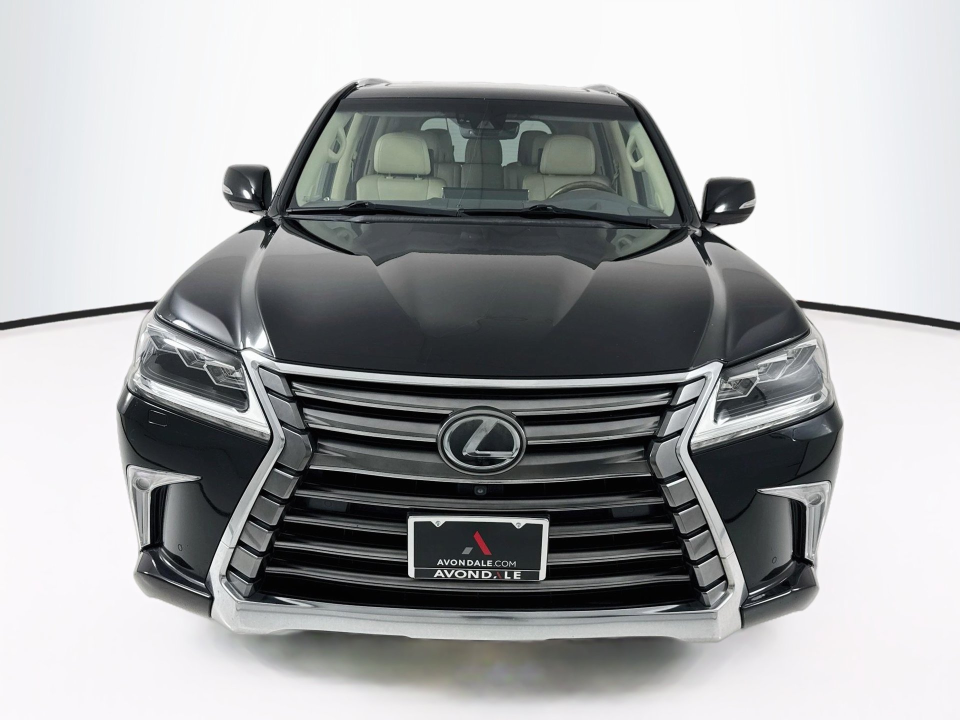 Used 2016 Lexus LX 570 4WD w/ Luxury Package image 2