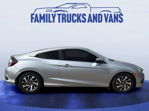 Used 2018 Honda Civic LX image 8