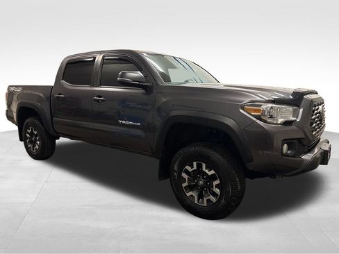 Used 2020 Toyota Tacoma TRD Off-Road image 6