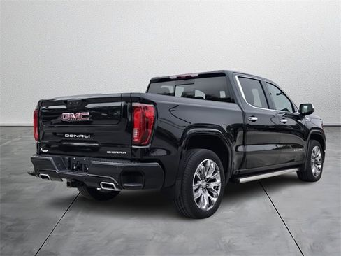 Used 2024 GMC Sierra 1500 Denali image 4
