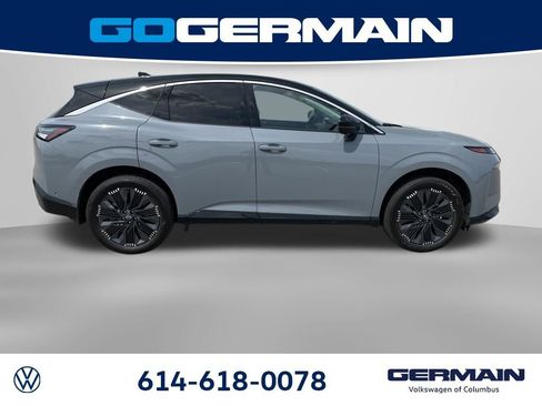 Used 2025 Nissan Murano Platinum image 11
