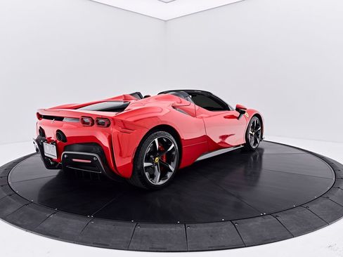 Used 2024 Ferrari SF90 Spider AWD/4WD image 20