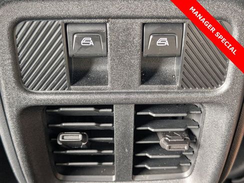 New 2025 Ford Bronco Badlands image 15