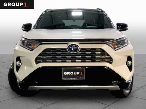 Certified 2021 Toyota RAV4 XSE AWD/4WD image 4