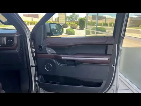 Used 2024 Ford Expedition Max Limited AWD/4WD image 28