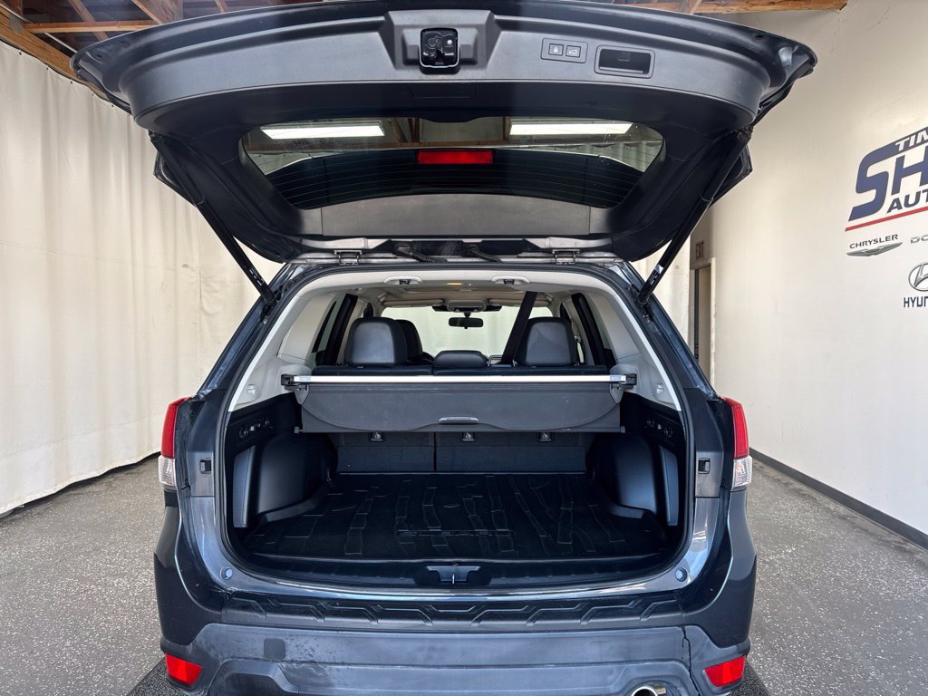 Used 2022 Subaru Forester Limited AWD/4WD image 8