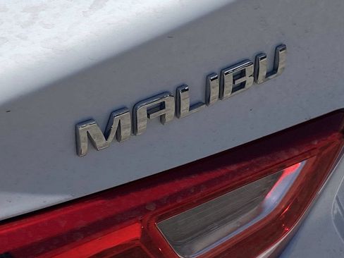 Used 2023 Chevrolet Malibu LT FWD image 5