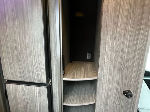 Used 2024 Mercedes-Benz Sprinter 3500 image 70