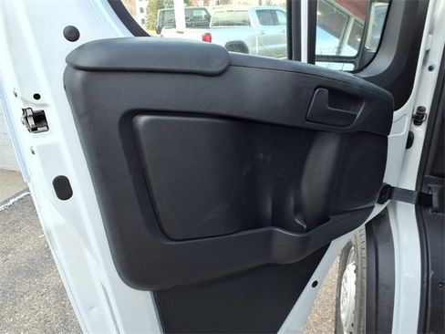 Used 2024 RAM ProMaster 2500 image 9