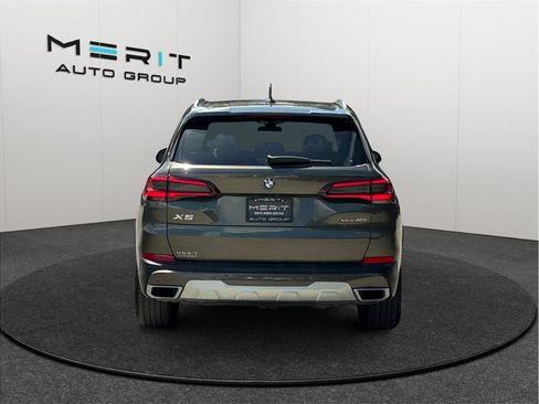 Used 2022 BMW X5 xDrive40i w/ Premium Package AWD/4WD image 8