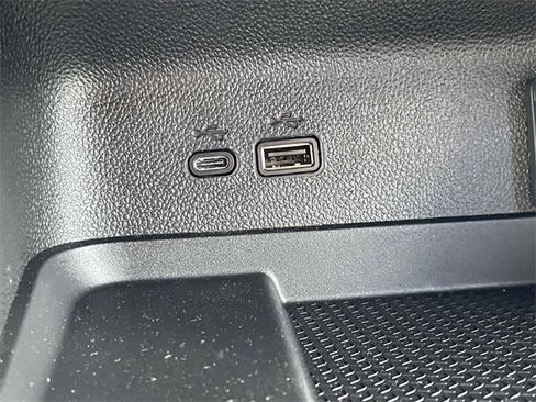 New 2025 Chevrolet Traverse LT w/ Driver Confidence Package image 11