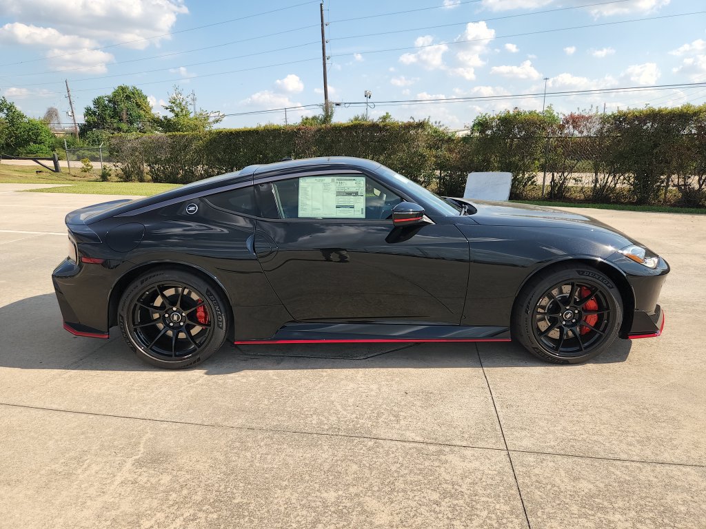 New 2027 Nissan Z NISMO RWD image 4