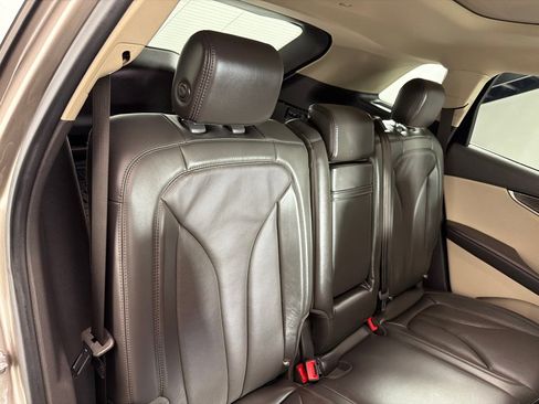 Used 2020 Lincoln Nautilus Reserve image 23