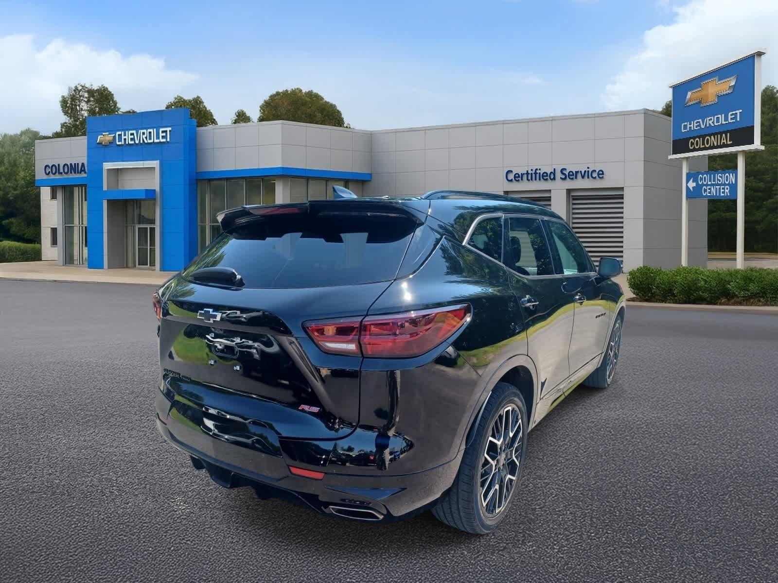 Used 2023 Chevrolet Blazer RS w/ Driver Confidence II Package AWD/4WD image 4