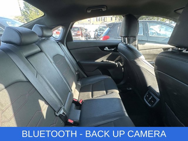Used 2021 Kia Forte GT FWD image 3