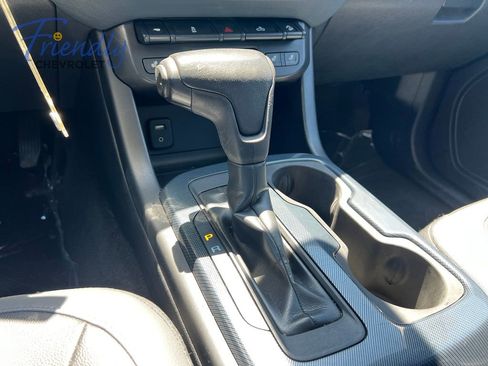 Certified 2015 Chevrolet Colorado Z71 w/ LPO, Bed Protection Package AWD/4WD image 25
