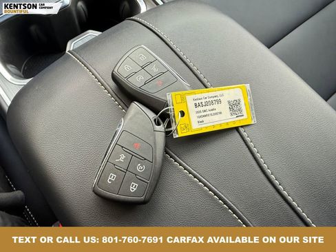 Used 2025 GMC Acadia Elevation w/ Elevation Premium Package image 41