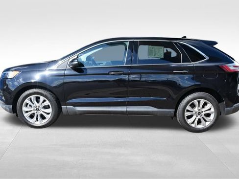 Used 2024 Ford Edge Titanium AWD/4WD image 3