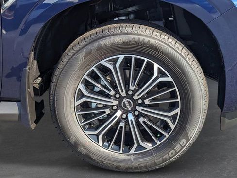 New 2026 Nissan Armada SL w/ Captain's Chari Seat Package image 8