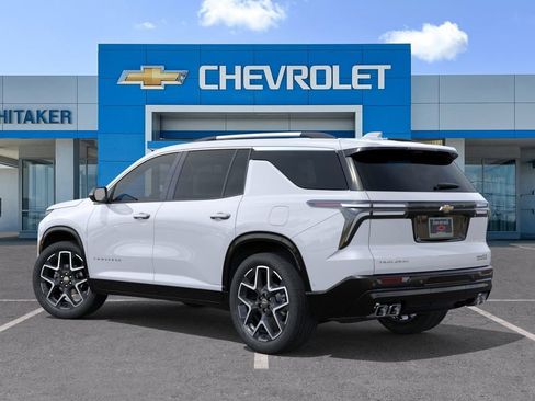 New 2026 Chevrolet Traverse High Country FWD image 3