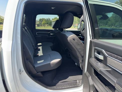 Used 2024 RAM 2500 Big Horn AWD/4WD image 15