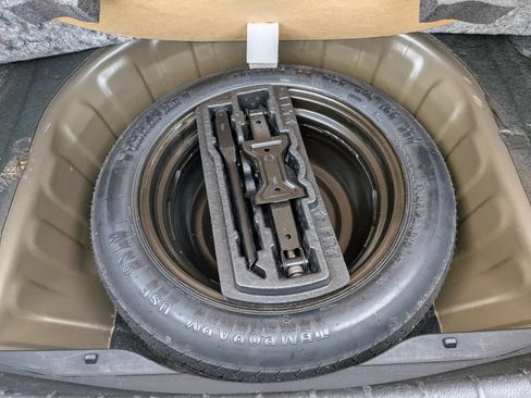 Used 2016 Nissan Maxima Platinum FWD image 34