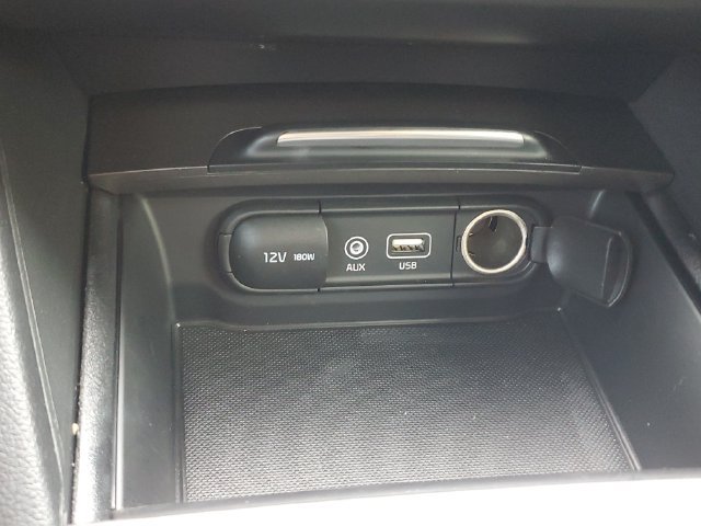 Used 2020 Kia Optima SE FWD image 29
