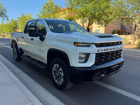 Used 2022 Chevrolet Silverado 2500 Custom w/ Custom Value Package AWD/4WD image 7