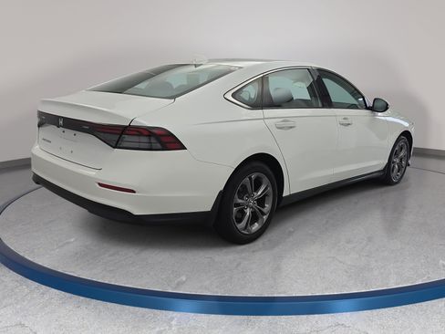 Used 2024 Honda Accord EX image 5
