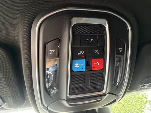 Used 2022 Jeep Grand Cherokee L Laredo AWD/4WD image 30