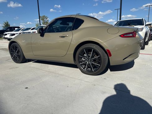 Used 2024 MAZDA MX-5 Miata RF Grand Touring RWD image 3