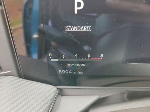 Used 2025 Nissan Kicks SR w/ Illumination Package image 16