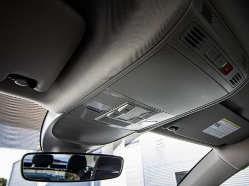 New 2026 Volkswagen Taos S image 40