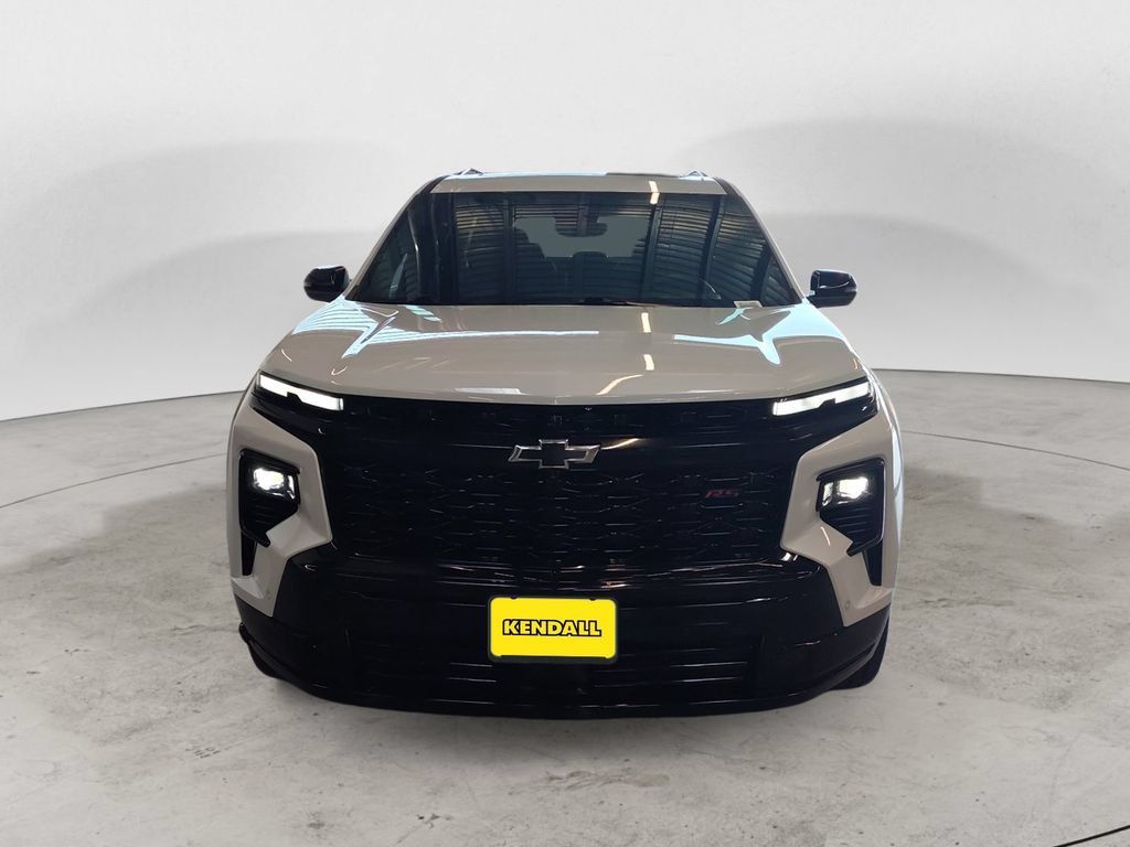 Certified 2026 Chevrolet Traverse RS w/ LPO, Floor Liner Package AWD/4WD image 2