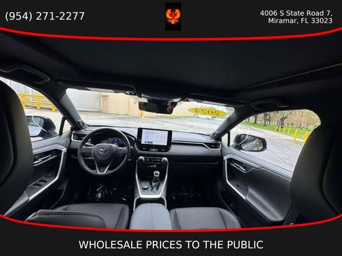 Used 2024 Toyota RAV4 XSE w/ Premium Package image 22