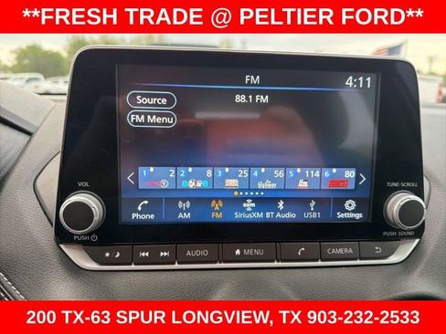 Used 2025 Nissan Sentra SV image 18