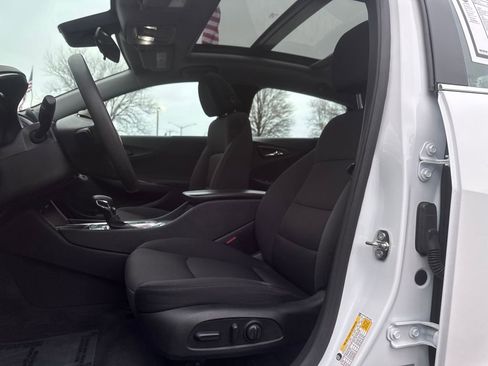 Used 2024 Chevrolet Malibu LT image 5