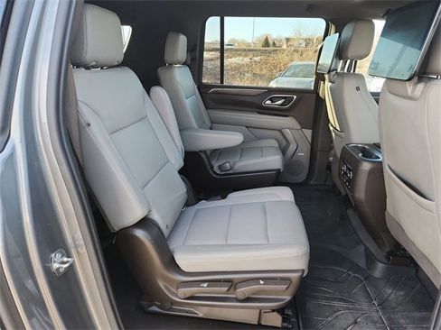Certified 2021 Chevrolet Suburban LT w/ Rear Media and Nav Package image 27