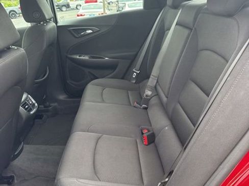 Used 2024 Chevrolet Malibu LT image 10