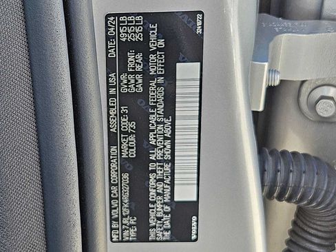 Used 2024 Volvo S60 B5 Core FWD image 35