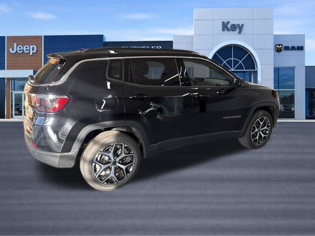 New 2026 Jeep Compass Limited AWD/4WD image 8