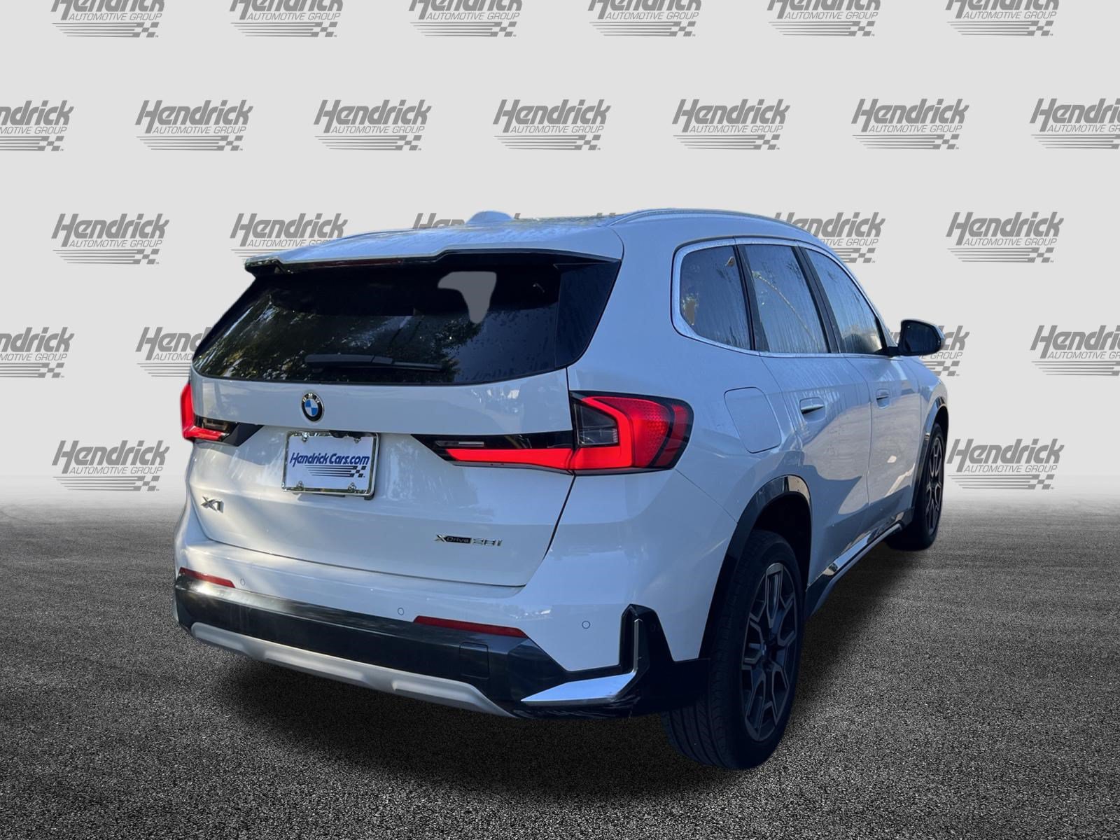Used 2024 BMW X1 xDrive28i w/ Convenience Package AWD/4WD image 10