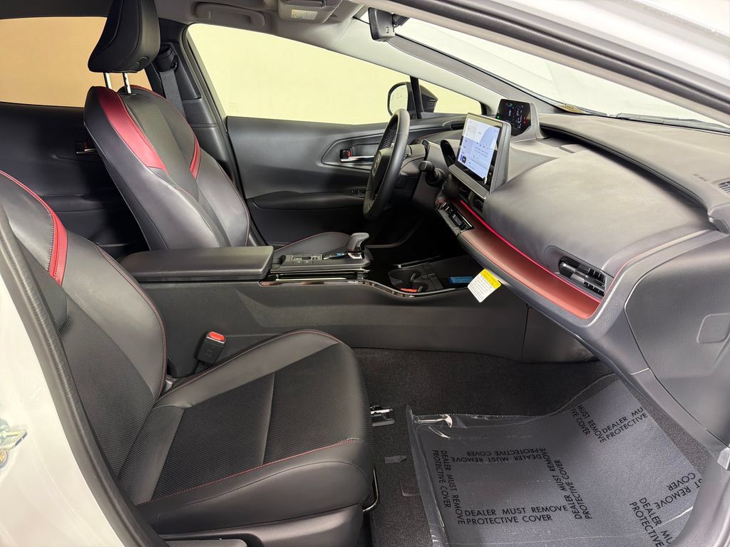 Used 2024 Toyota Prius Prime FWD image 22