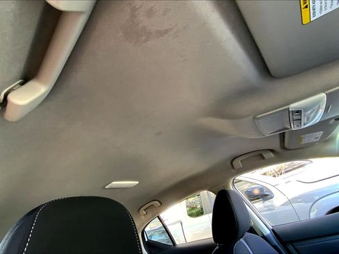 Used 2021 Nissan Sentra SV FWD image 14
