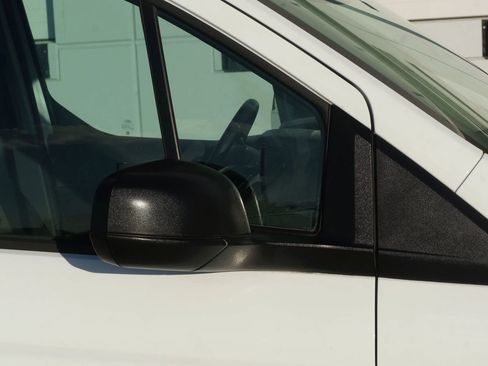 Used 2020 Ford Transit Connect XL FWD image 17