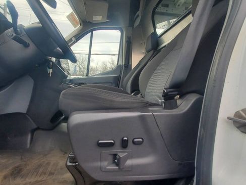 Used 2019 Ford Transit 250 148 Medium Roof RWD image 11