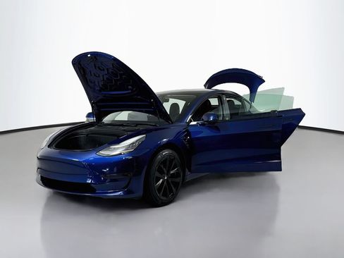 Used 2020 Tesla Model 3 Standard Range RWD image 25