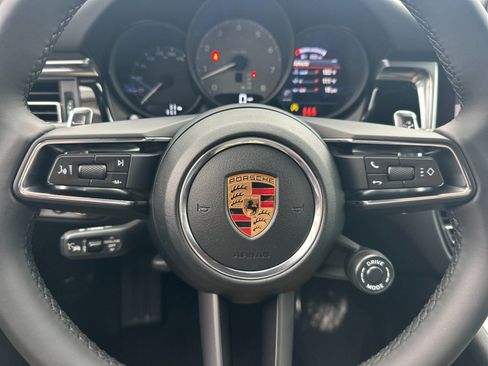 New 2026 Porsche Macan S image 23