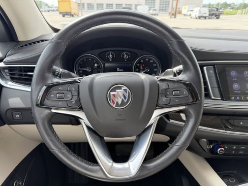 Used 2023 Buick Enclave Essence w/ Experience Buick Package FWD image 18