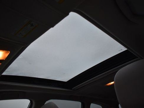 Used 2018 Subaru Forester 2.5i Premium w/ All-Weather Package image 30